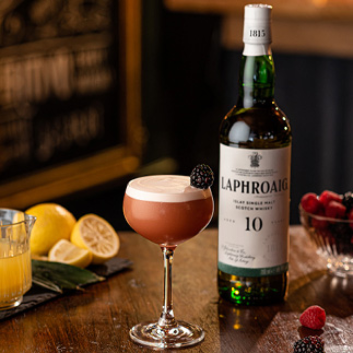 Smoky French Martini von Laphroaig