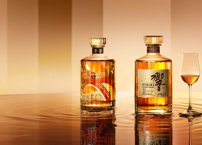 the house of suntory launches limited edition hibiki 21 year old whisky and hibiki japanese harmony bottle design in honor of centennial anniversary
