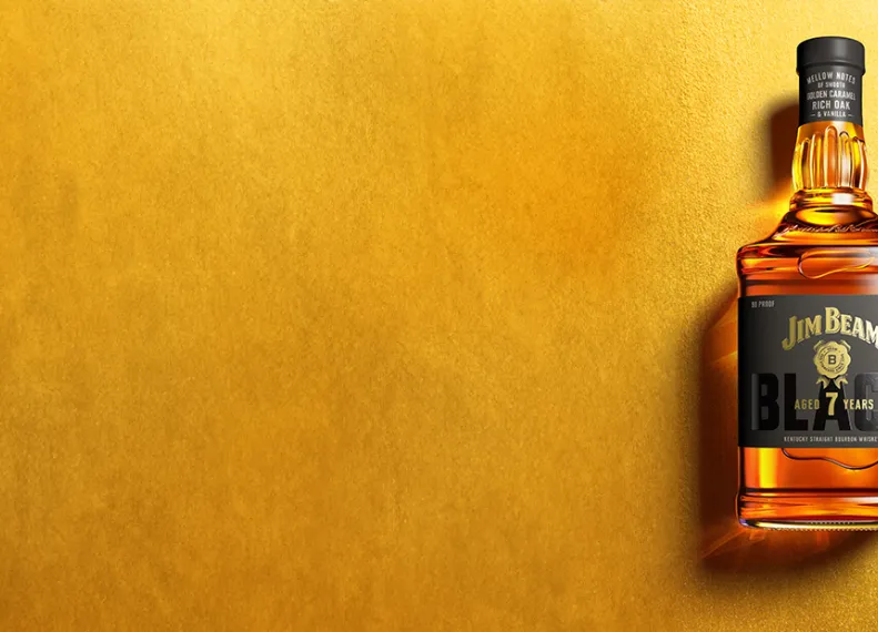 Tradition-trifft-auf-Weiterentwicklung-Jim-Beam-Black