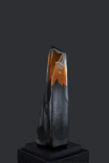 bowmore stac bowmores oldest ever whisky sells for record breaking 562500 at the distillers one of one charity auction