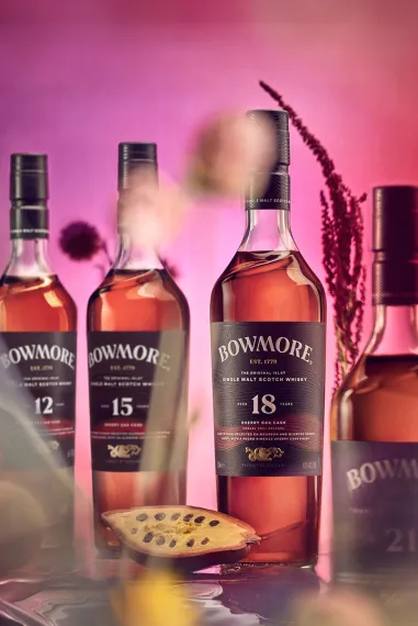 Bowmore Reveals Transformational Style and New Boutique Whisky Collections