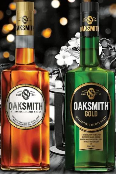 Oaksmith Gold bottle and glass image