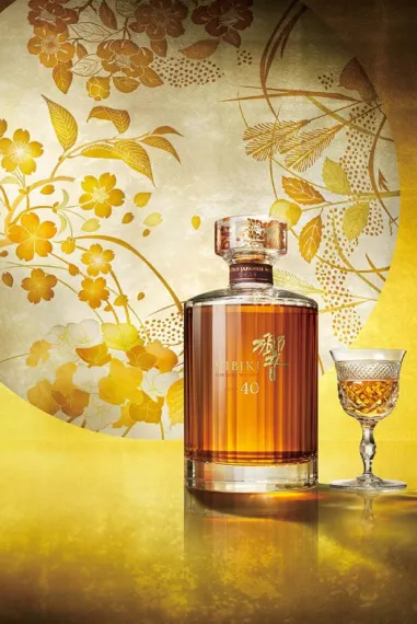 The House of Suntory Unveils the Oldest Blended Whisky in Brand History, a Blend from all Three Suntory Distilleries - Hibiki 40 Year Old