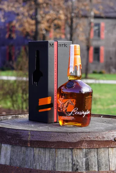 Keeneland® and Maker’s Mark® Introduce Latest in Commemorative “Greats of the Gate” Bottle Series Honoring Hall of Fame Thoroughbred Lexington