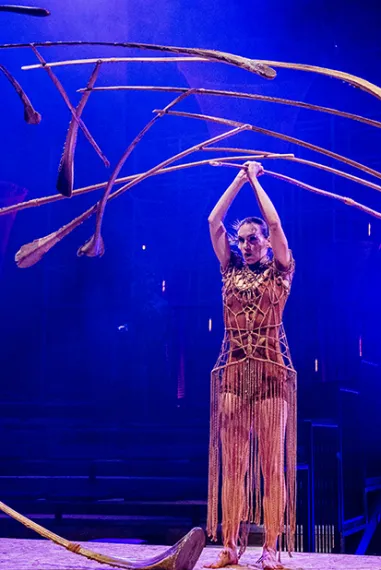 THE-MACALLAN-und-CIRQUE-DU-SOLEIL