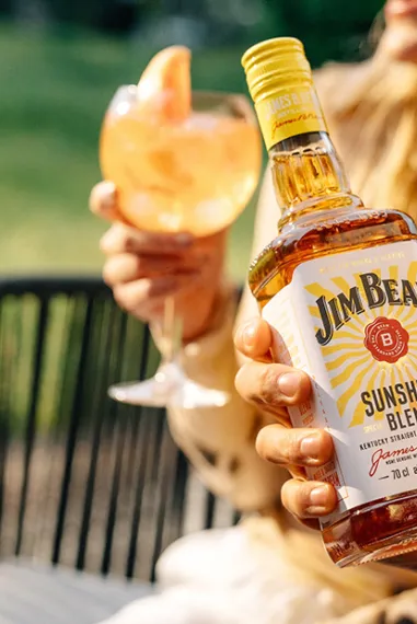 Sommerflair-anders-erlebt_Jim-Beam-Sunshine-Fizz