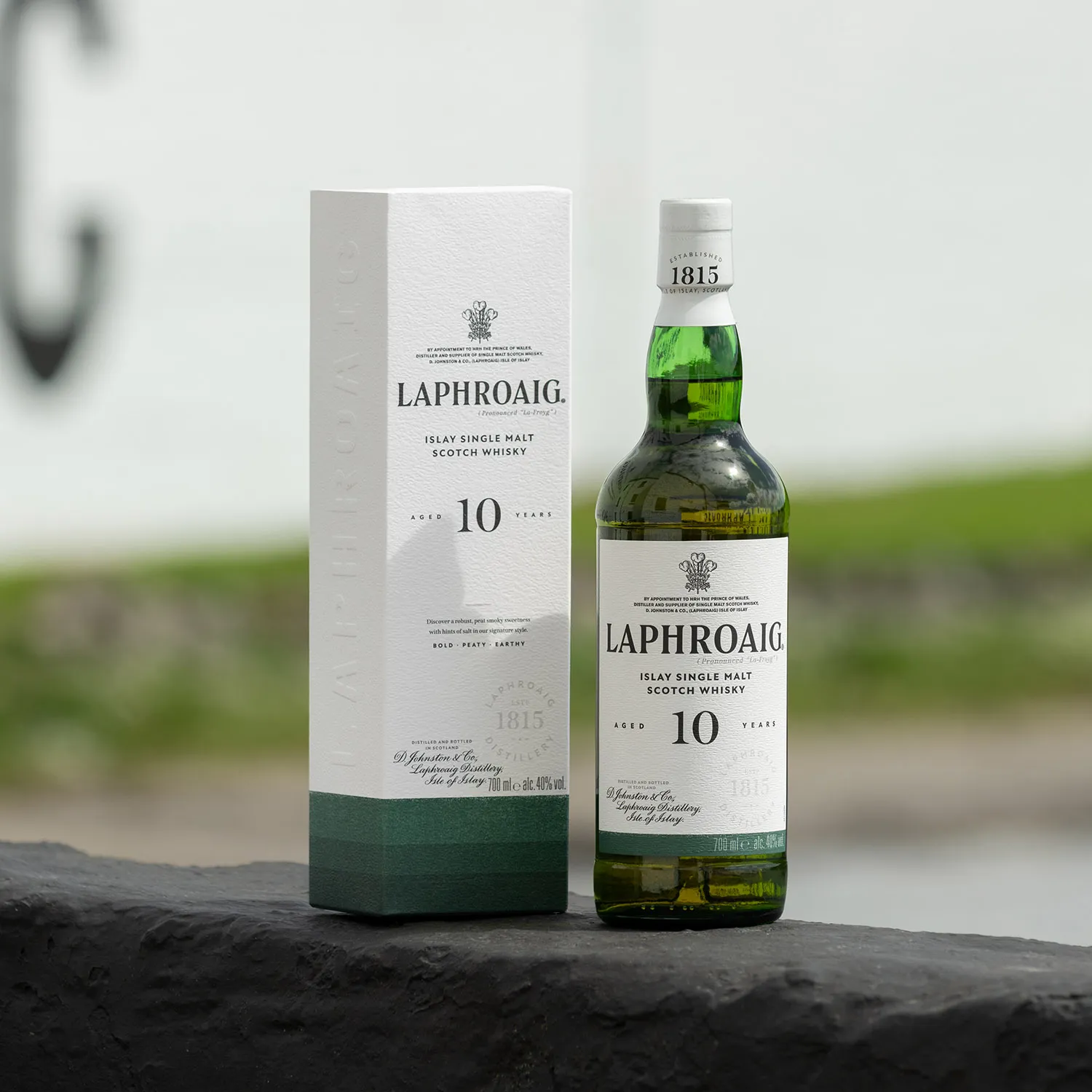 Bottle of Laphroaig Sustainable Packaging